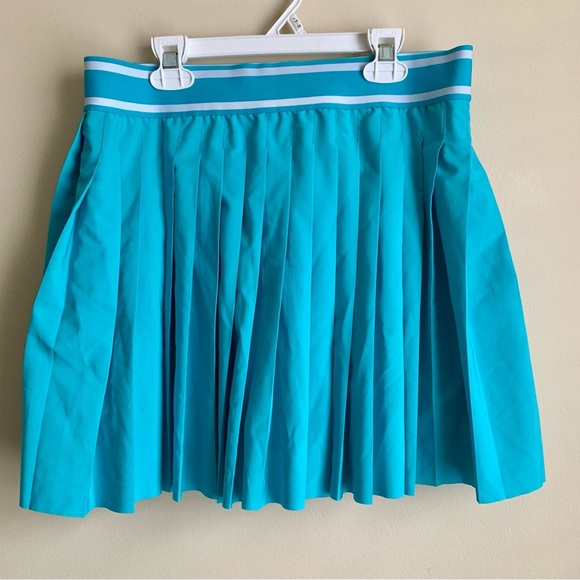 Greyson Blue Skort - Picture 4 of 10